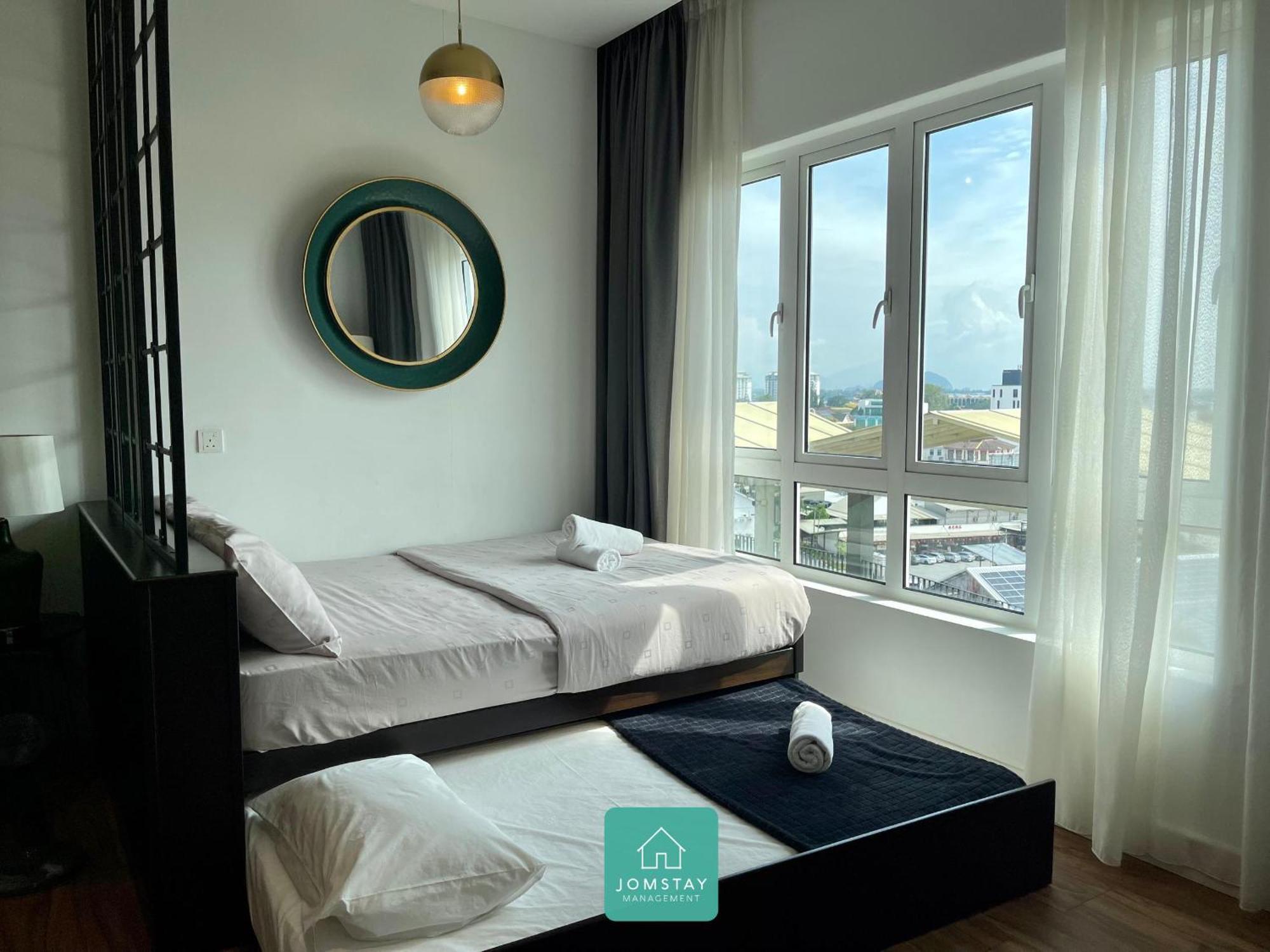 Jomstay Octagon Palm Suites Іпох Екстер'єр фото