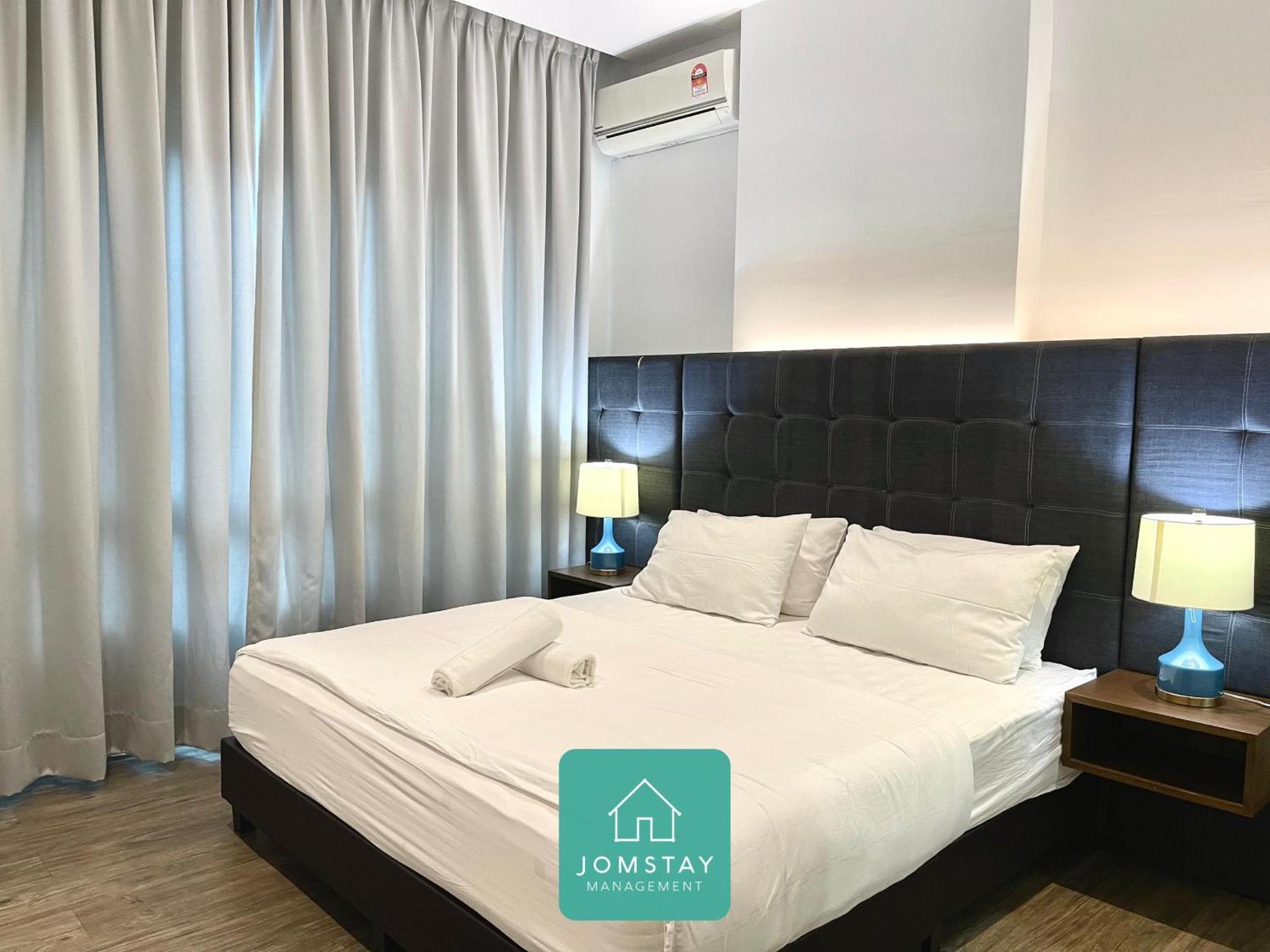 Jomstay Octagon Palm Suites Іпох Екстер'єр фото